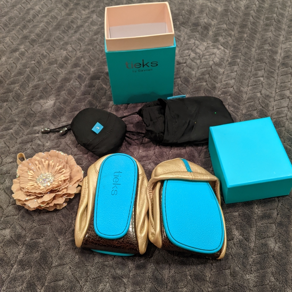 Tieks - Champagne Gold 9 BNIB